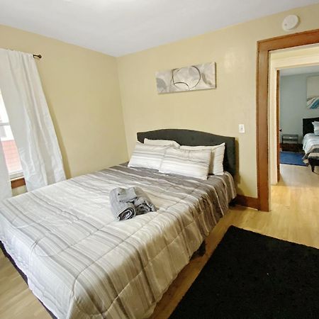 Lux 3Br, Steps From Airport, U Of R & Grocery Stores Rochester Exterior foto